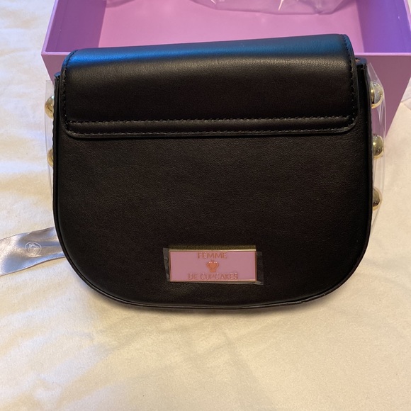 FEMME DE CUPCAKES Mini Crossbody - Picture 4 of 11